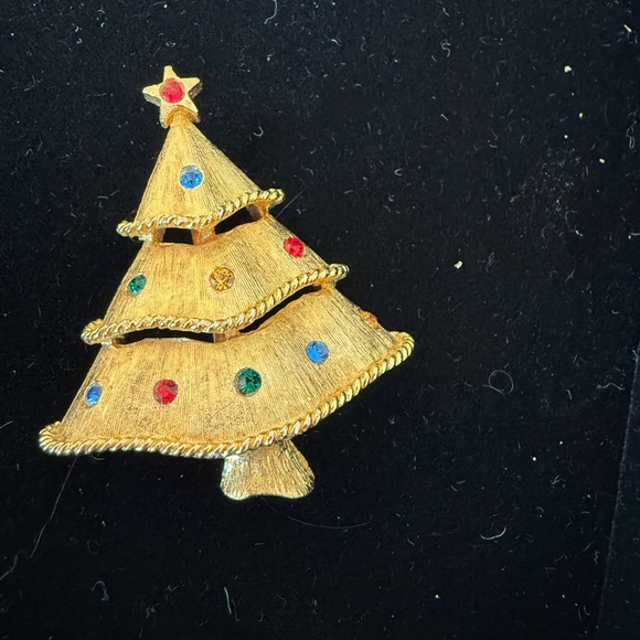 Gold Christmas Tree Brooch with Colorful Gems - Picture 2 of 4